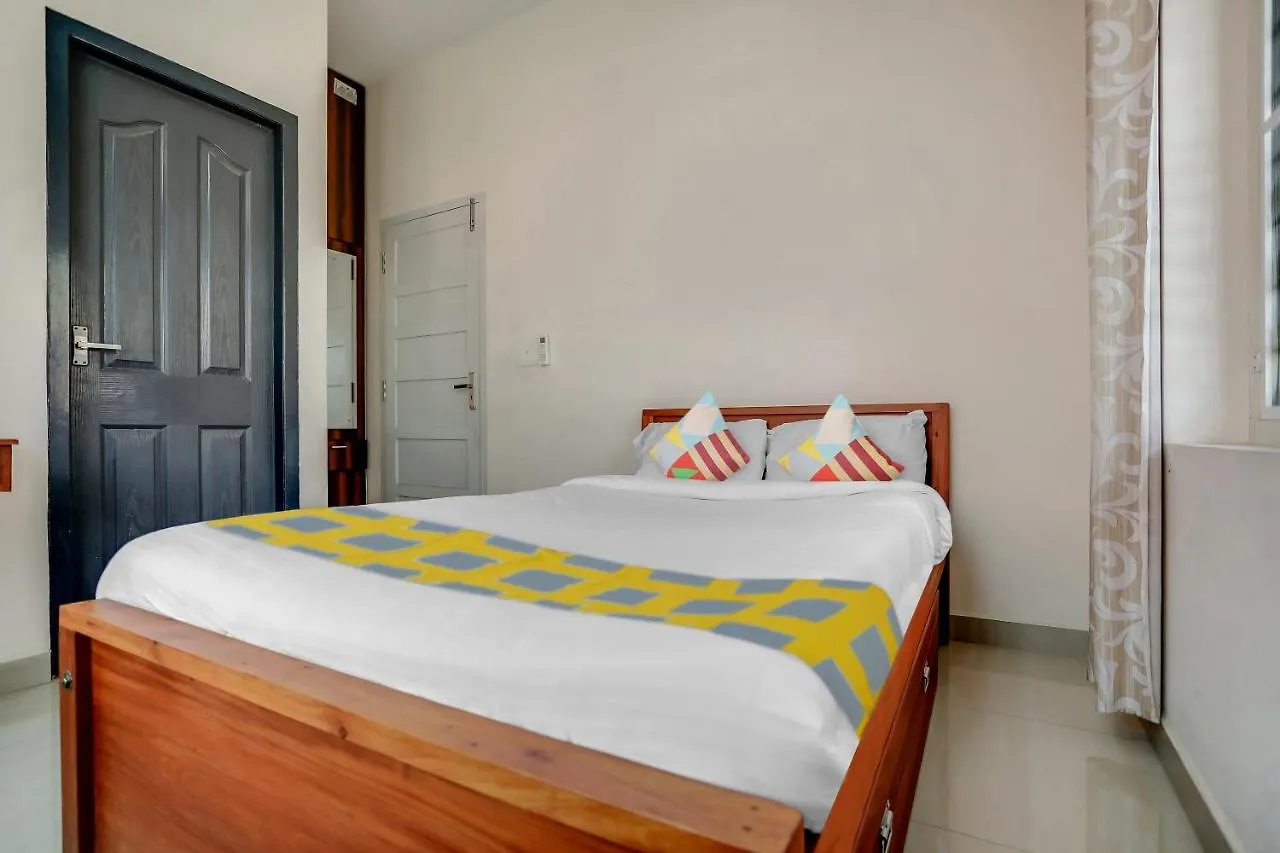 Oyo 81282 Ar Apartments Kochi Casa de hóspedes